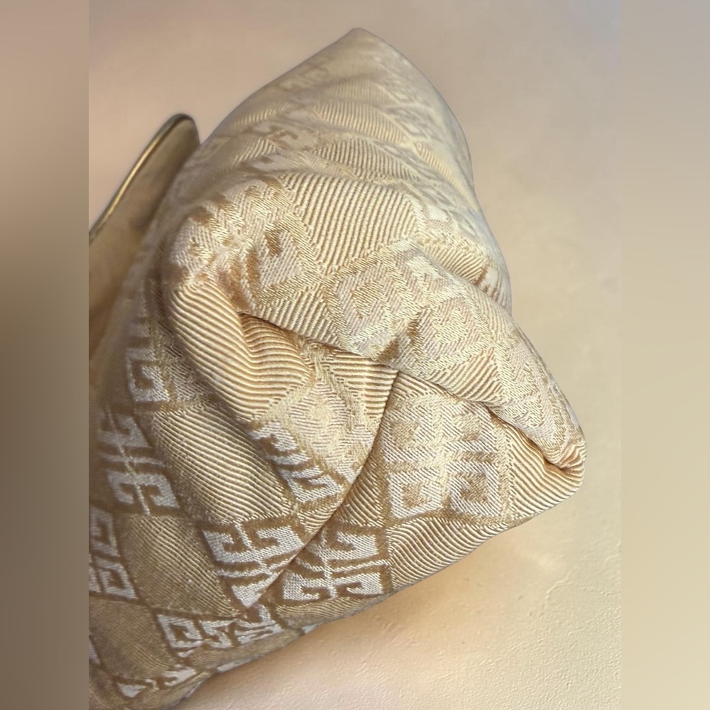 Givenchy Parfums 4G Monogram Clutch/Pouch/Beige & Gold Vintage - Picture 8 of 9